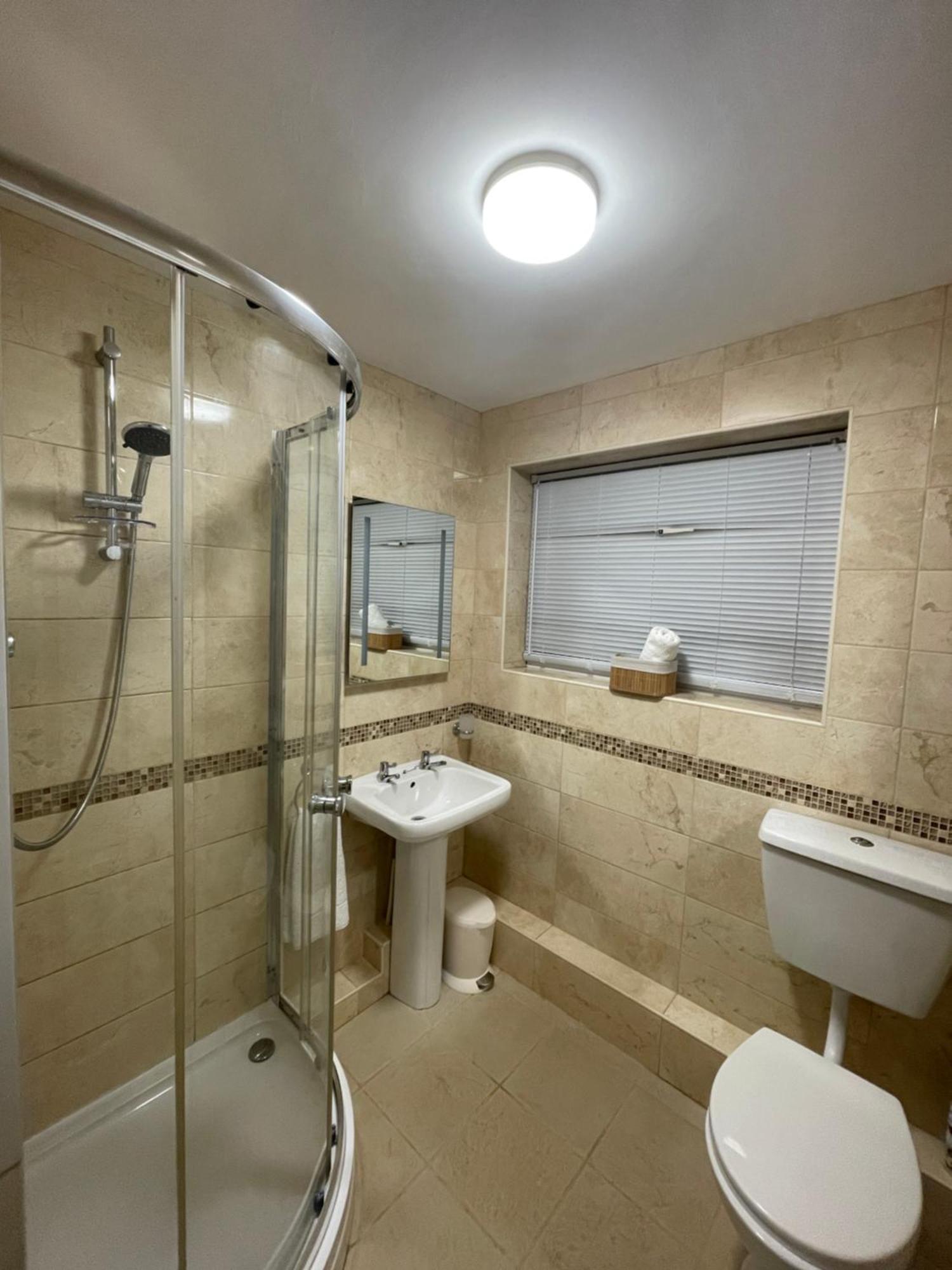 Look No Further Gorgeous Newly Renovated Contemporary Chalet Sandown Bay Holiday Centre Ngoại thất bức ảnh